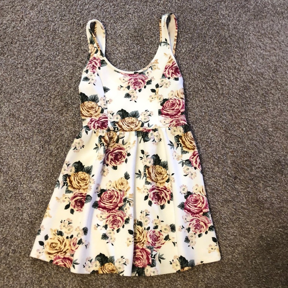 Dress with flowers